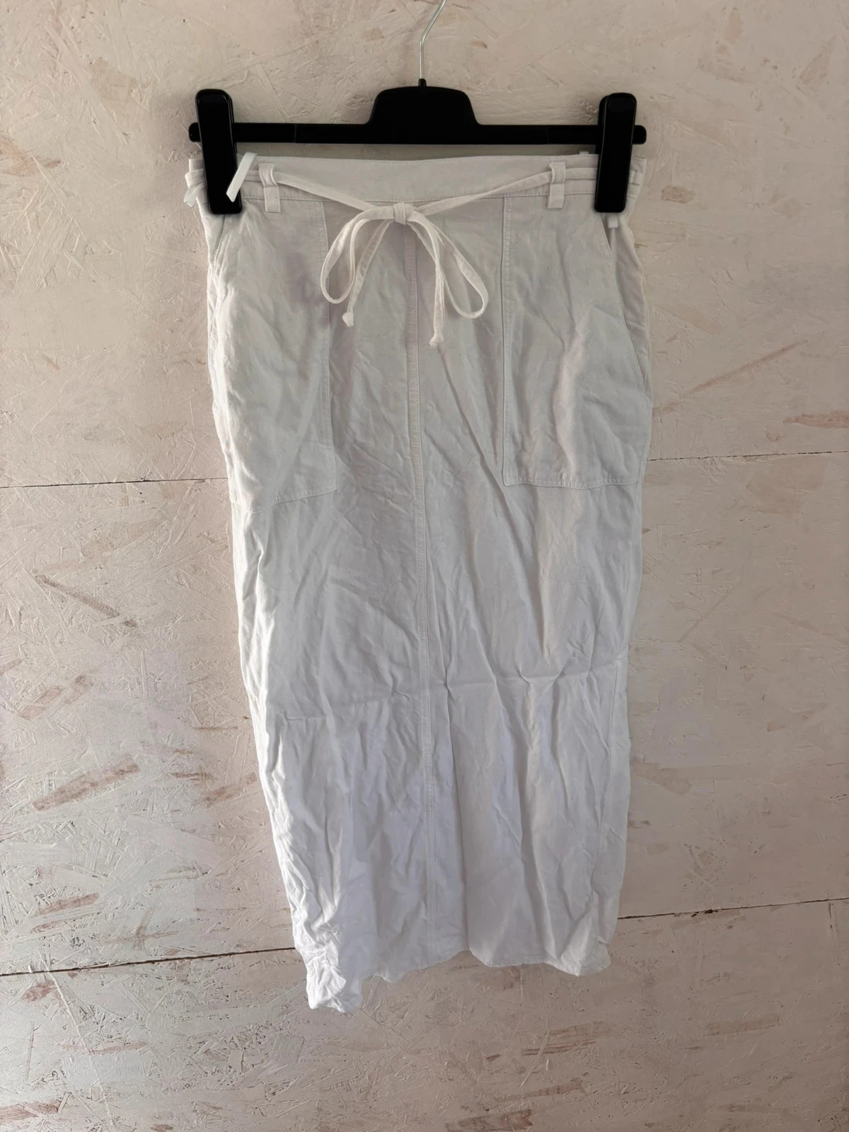 Jupe mi-longue fluide en lin et viscose blanche Canda (C&A) Taille 38 (estimée) Très bon état
